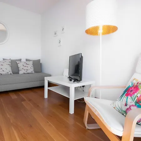 Modern With Spacious Terrace Daire San Sebastián