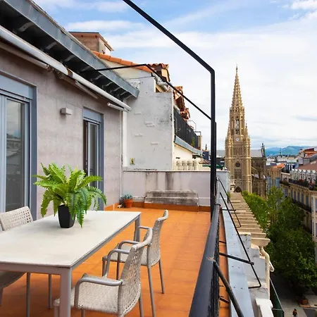 Modern With Spacious Terrace San Sebastian