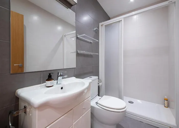 Modern With Spacious Terrace Appartement