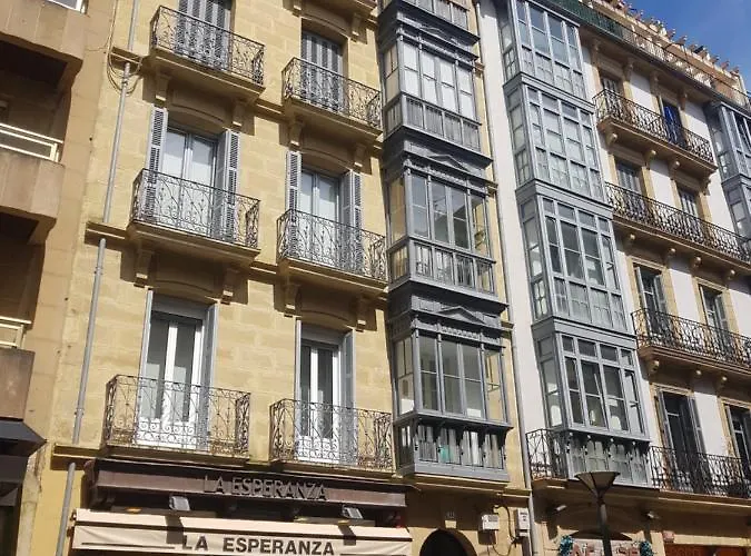 Modern With Spacious Terrace San Sebastian